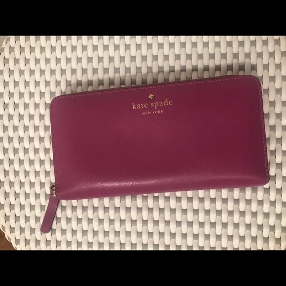 Kate Spade Lacey Wallet - Picture 1 of 5